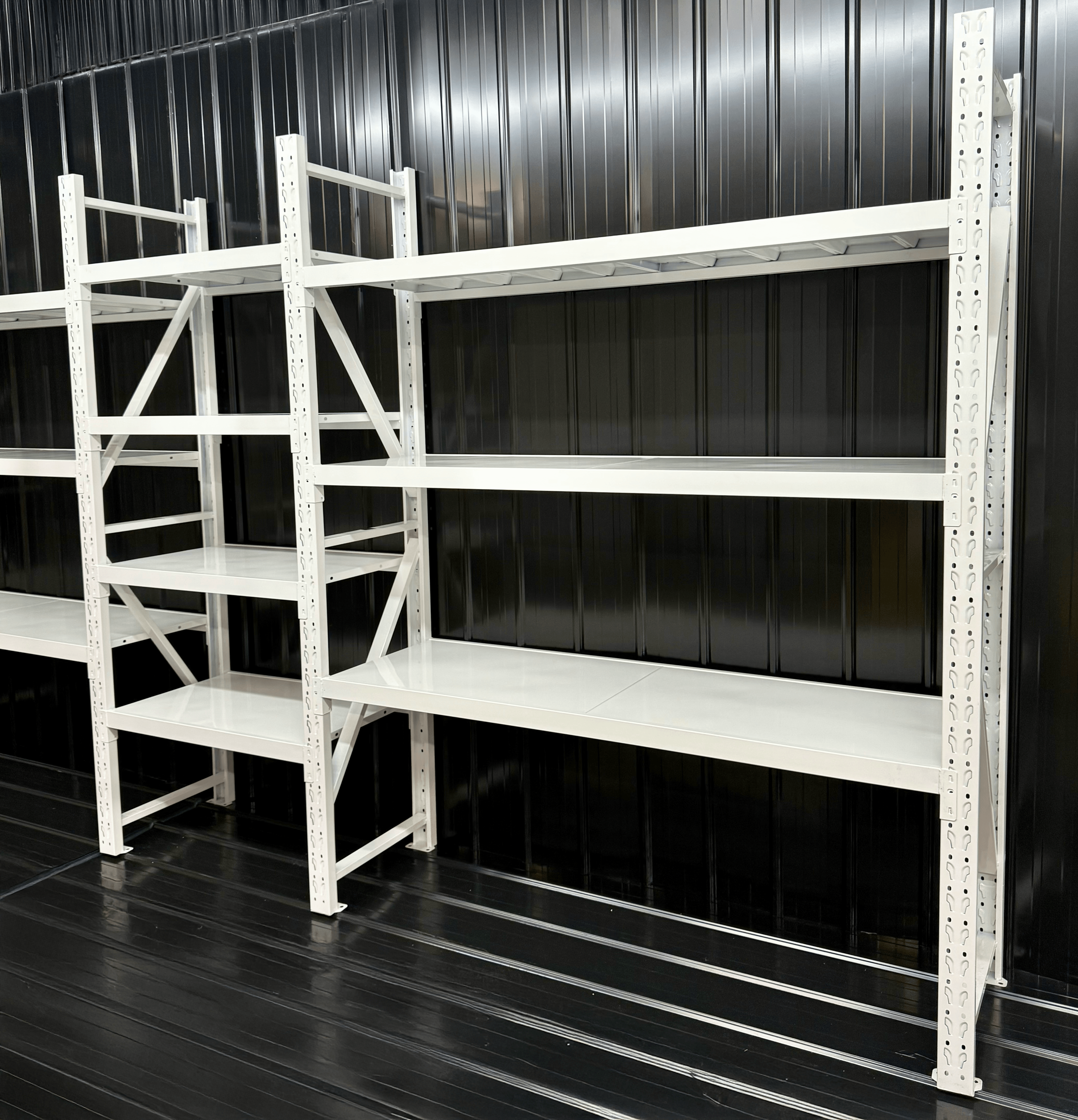 Arlington premium shelf with superior finish